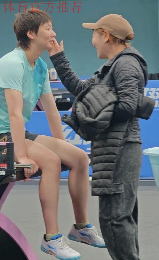 颈部不舒服,王曼昱已经返回北京治疗,河北3-0战胜黑龙江女团 颈部不舒服,王曼昱已经返回北京治疗,河北3-0战胜黑龙江女团